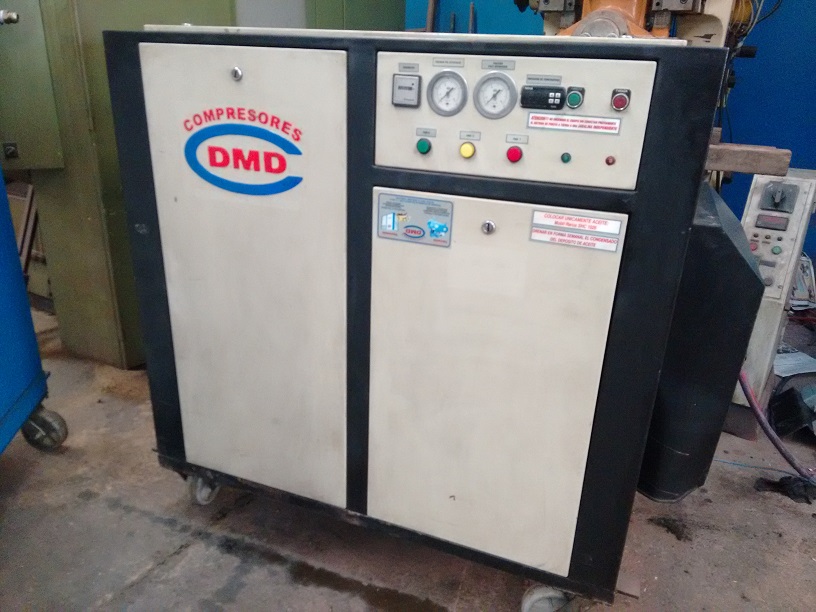 Compresor a tornillo