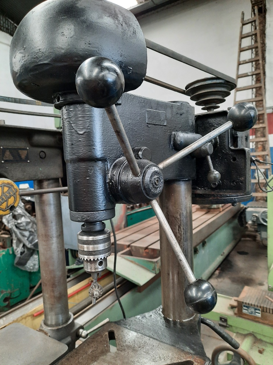 Agujereadora de Banco