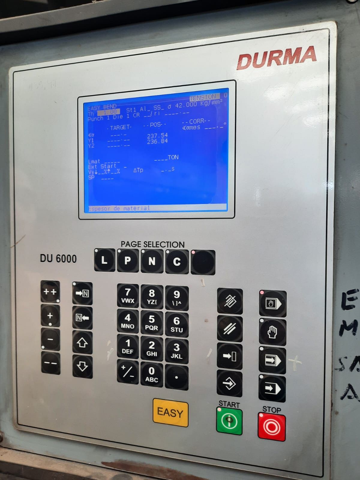 Plegadora Hidráulica CNC