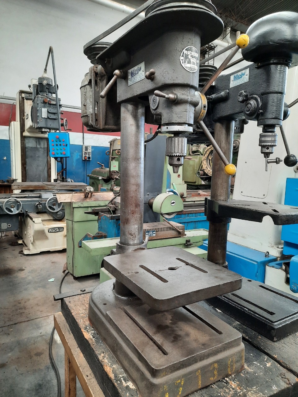 Agujereadora de Banco