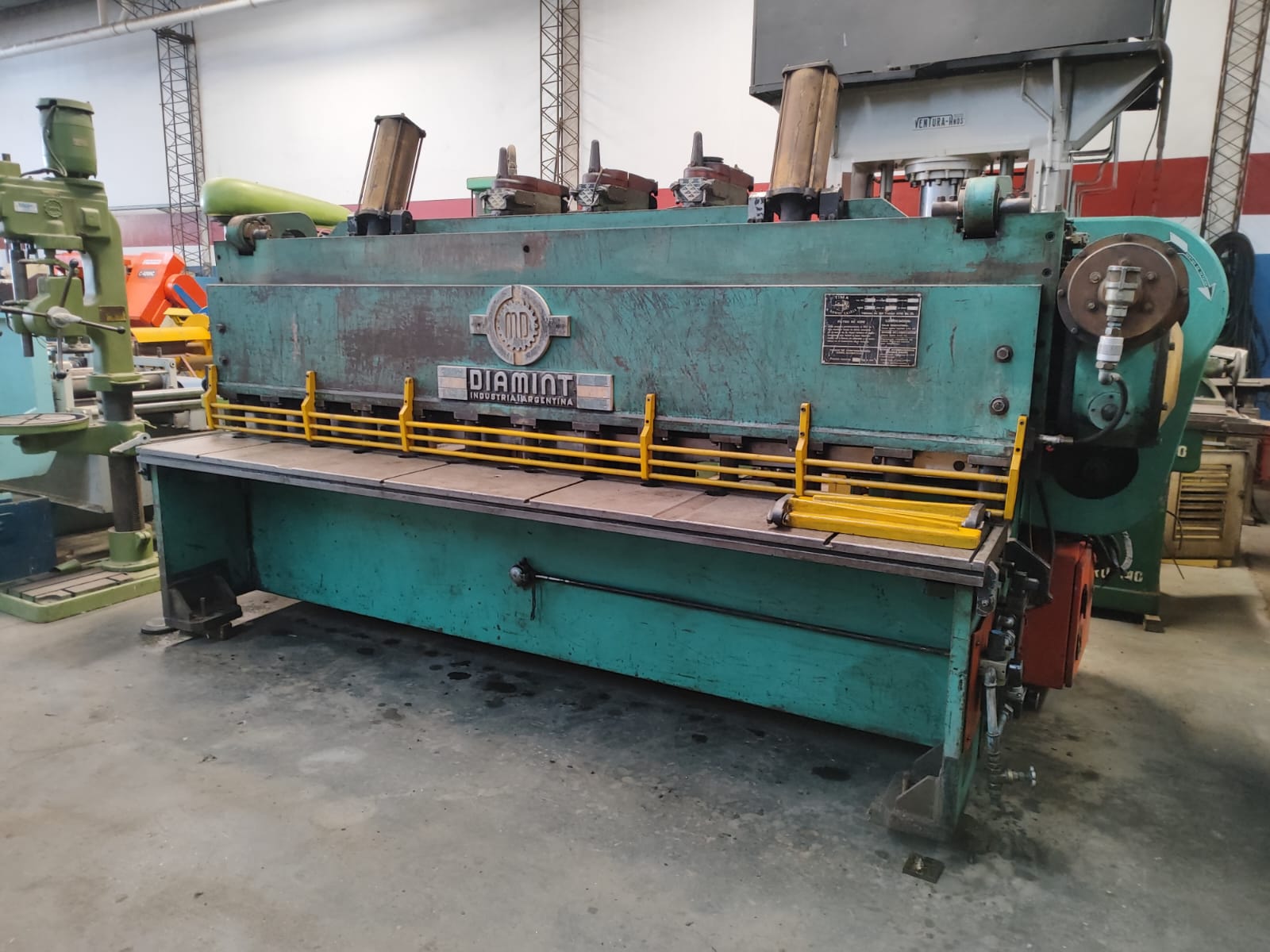 Guillotina Neumática