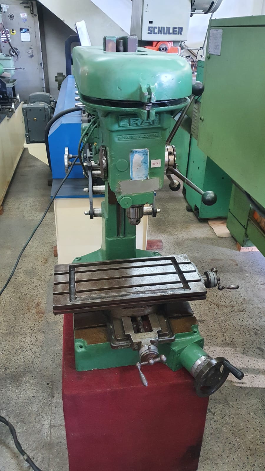 Agujeredora Fresadora